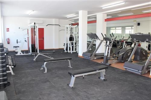 El gimnasio municipal de Perales reabre con horario ampliado tras una reforma de más de 183.000 euros