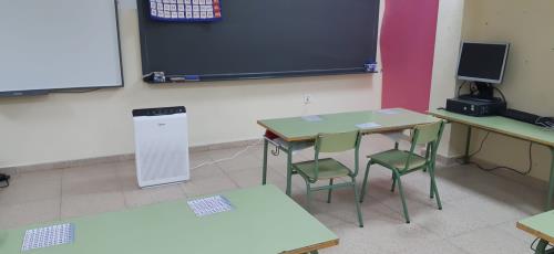 El Ayuntamiento de Perales instala filtros HEPA en el colegio y en la Casita de Niños